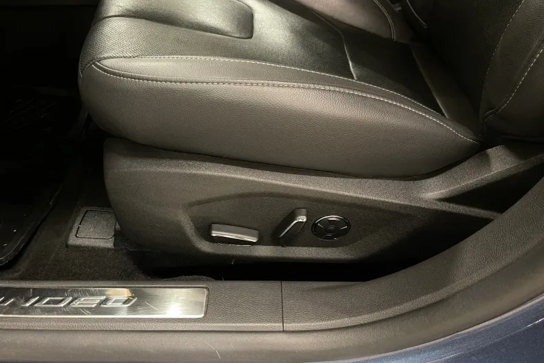 Ford Mondeo din 2022 cu 72.070 km - oferta FOR227164 - foto 22