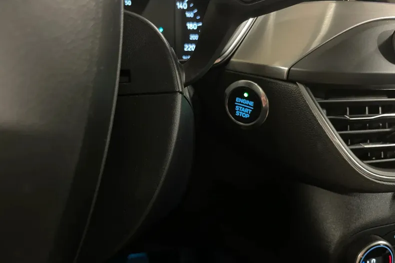 Ford Focus din 2021 cu 73.739 km - oferta FOR227165 - foto 22
