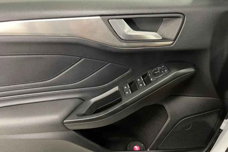 Ford Focus din 2021 cu 73.739 km - oferta FOR227165 - foto 23