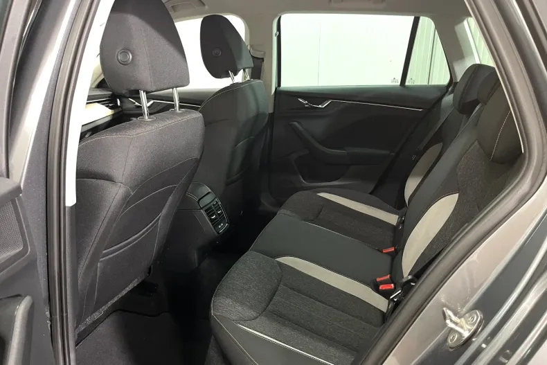 Skoda Kamiq din 2022 cu 60.321 km - oferta SKO227169 - foto 10