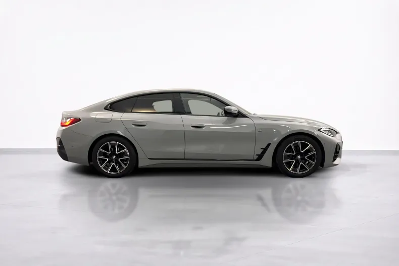 BMW 420d (Seria 4) din 2023 cu 77.030 km - oferta BMW227174 - foto 4