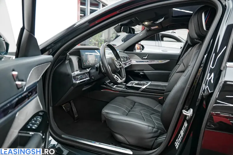 BMW 740d (Seria 7) din 2024 cu 109.000 km - oferta BMW227176 - foto 4