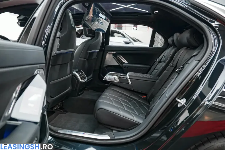 BMW 740d (Seria 7) din 2024 cu 109.000 km - oferta BMW227176 - foto 18