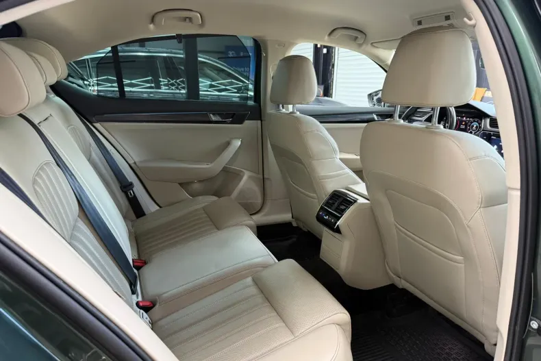 Skoda Superb din 2020 cu 131.200 km - oferta SKO227195 - foto 31