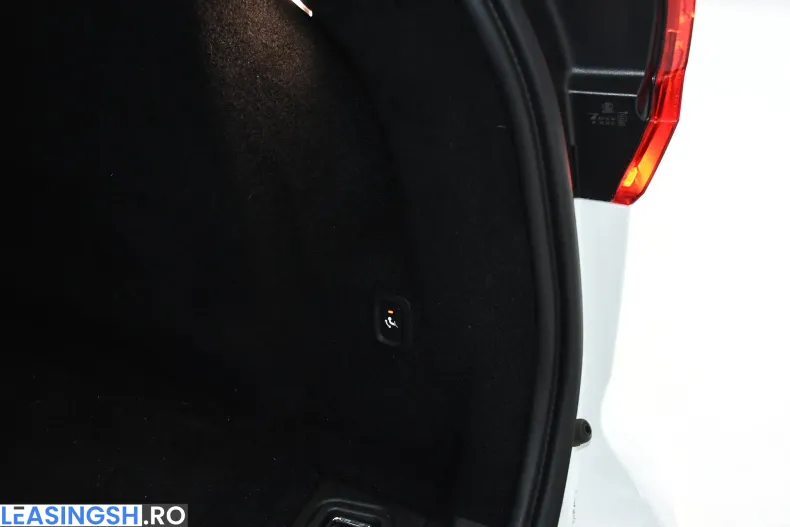 Volvo XC60 din 2022 cu 127.000 km - oferta VOL227197 - foto 24