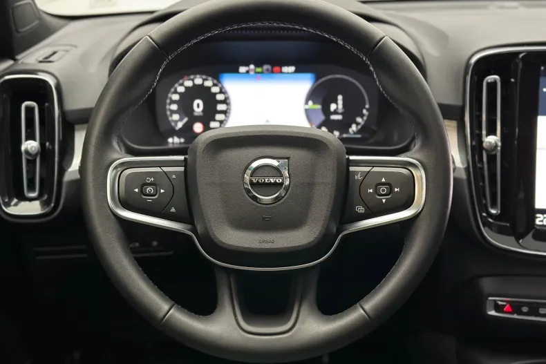 Volvo XC40 din 2022 cu 136.051 km - oferta VOL227202 - foto 9