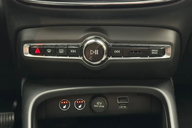 Volvo XC40 din 2022 cu 136.051 km - oferta VOL227202 - foto 12