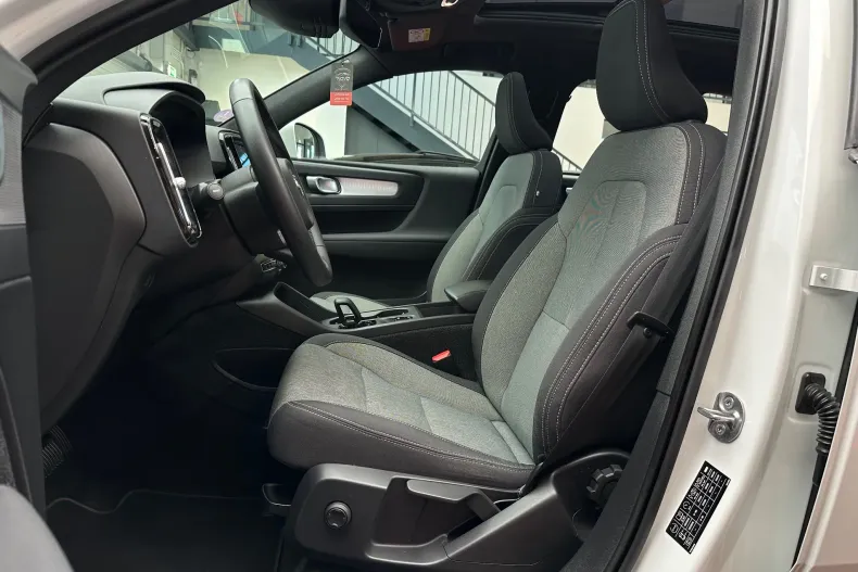 Volvo XC40 din 2022 cu 136.051 km - oferta VOL227202 - foto 20