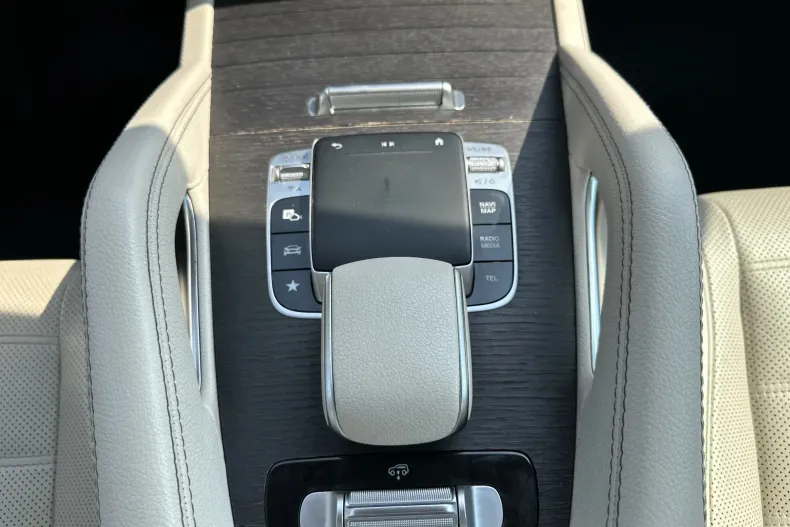 Mercedes-Benz GLE (Clasa GLE) din 2020 cu 155.972 km - oferta MER227210 - foto 19