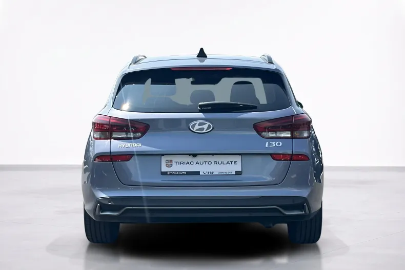 Hyundai i30 din 2024 cu 13.420 km - oferta HYU227216 - foto 4