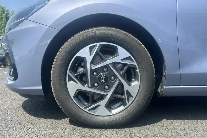 Hyundai i30 din 2024 cu 13.420 km - oferta HYU227216 - foto 13