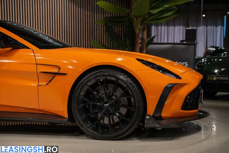 Aston Martin V8 Vantage din 2025 cu 9.200 km - oferta AST227225 - foto 12