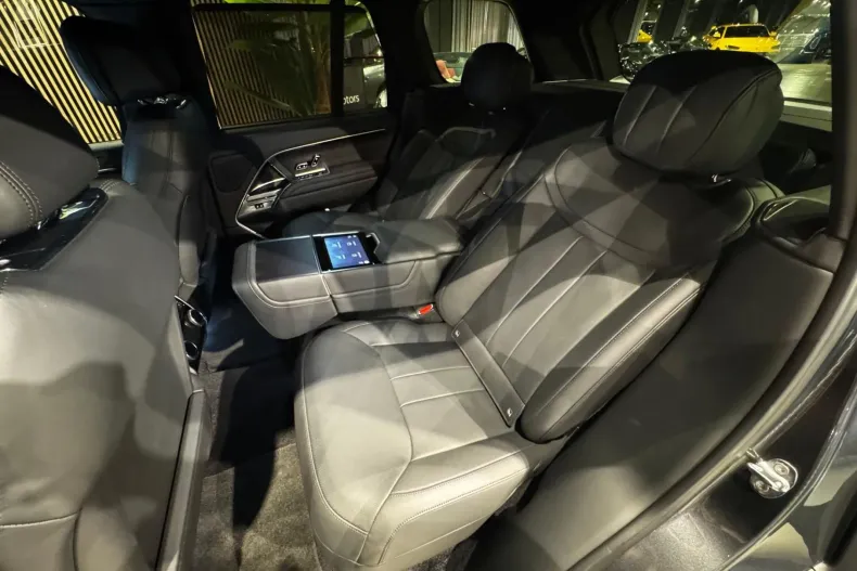 Land Rover Range Rover din 2023 cu 28.200 km - oferta LAN227227 - foto 25