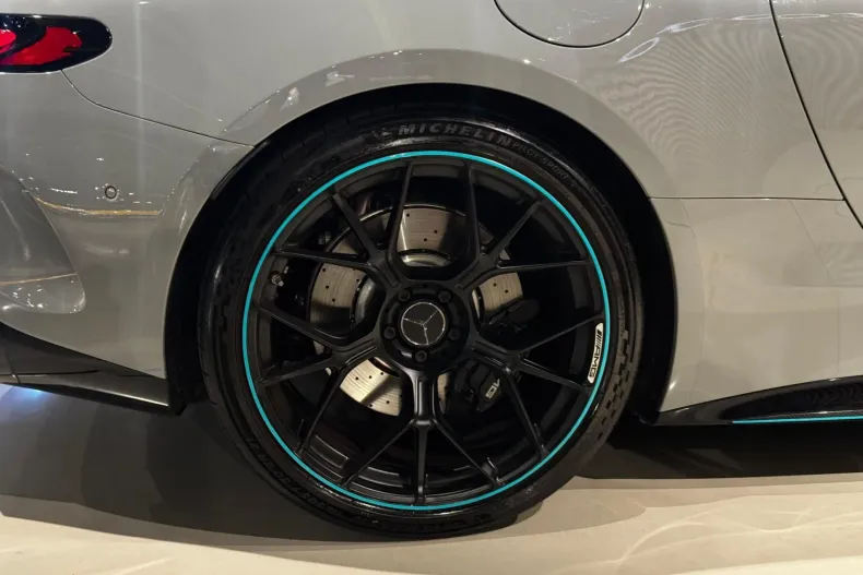 Mercedes-Benz AMG GT (Clasa GT) din 2024 cu 21.300 km - oferta MER227229 - foto 5