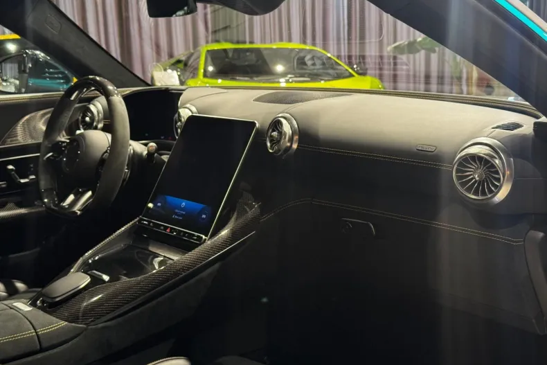 Mercedes-Benz AMG GT (Clasa GT) din 2024 cu 21.300 km - oferta MER227229 - foto 13