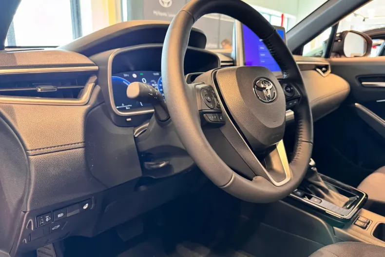 Toyota Corolla Cross din 2026 cu 5 km - oferta TOY227232 - foto 13
