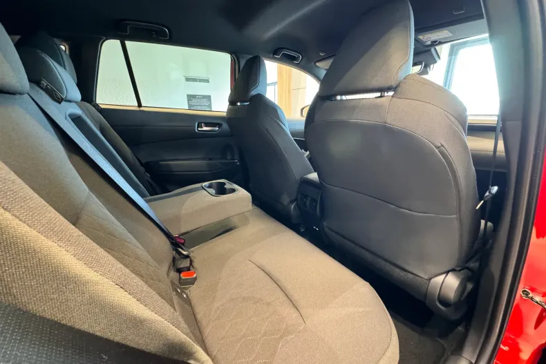 Toyota Corolla Cross din 2026 cu 5 km - oferta TOY227232 - foto 25