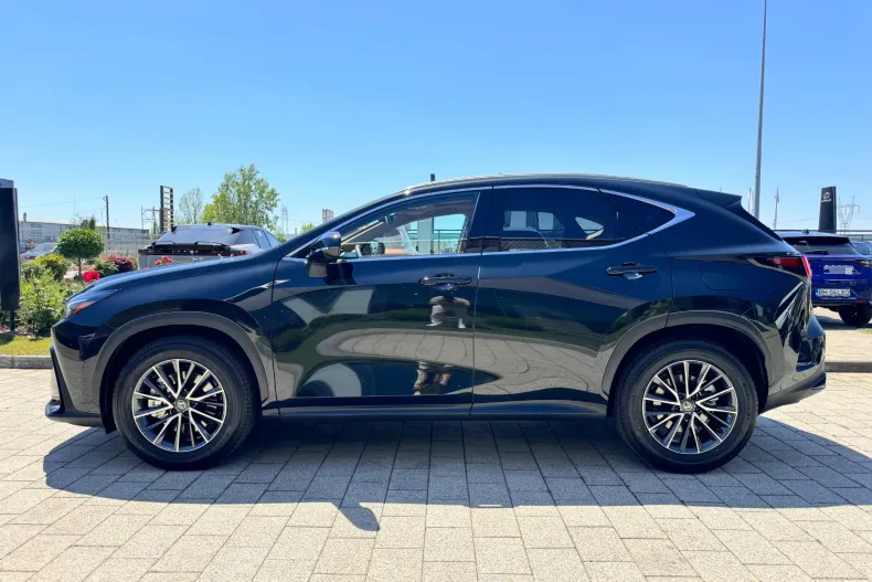Lexus Seria NX din 2026 cu 2 km - oferta LEX227234 - foto 4