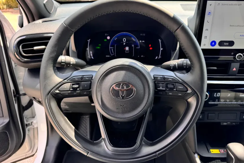 Toyota Yaris din 2025 cu 2.532 km - oferta TOY227235 - foto 12