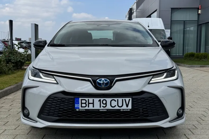 Toyota Corolla din 2026 cu 3.750 km - oferta TOY227236 - foto 2