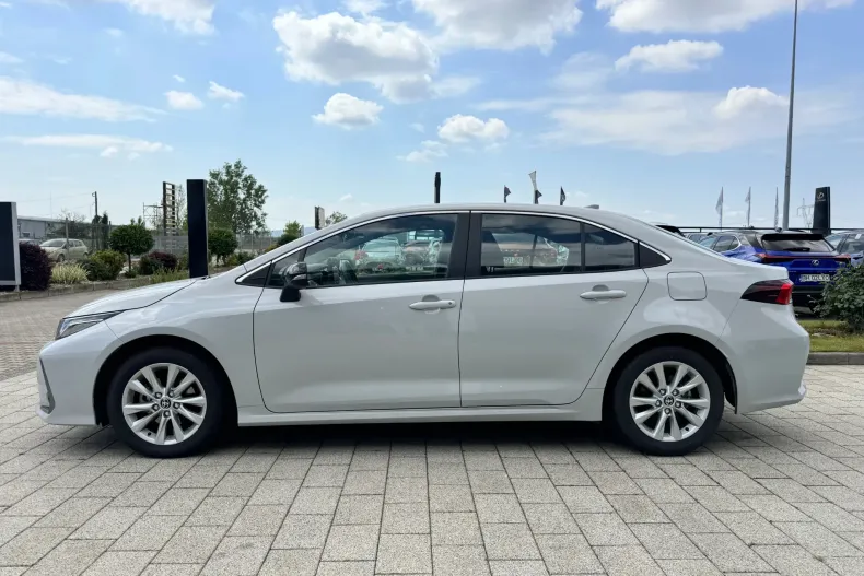Toyota Corolla din 2026 cu 3.750 km - oferta TOY227236 - foto 4