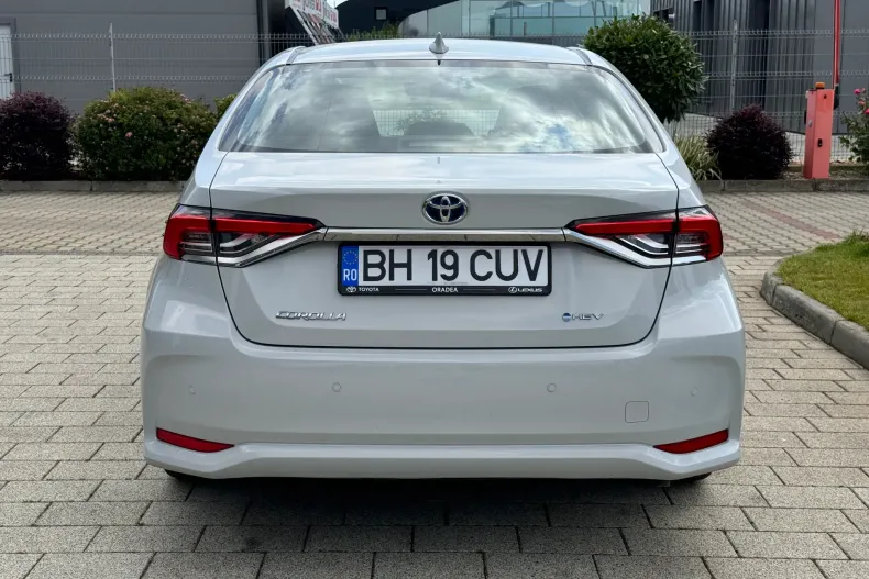 Toyota Corolla din 2026 cu 3.750 km - oferta TOY227236 - foto 6