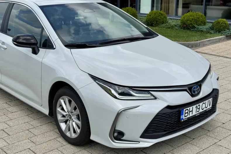 Toyota Corolla din 2026 cu 3.750 km - oferta TOY227236 - foto 10