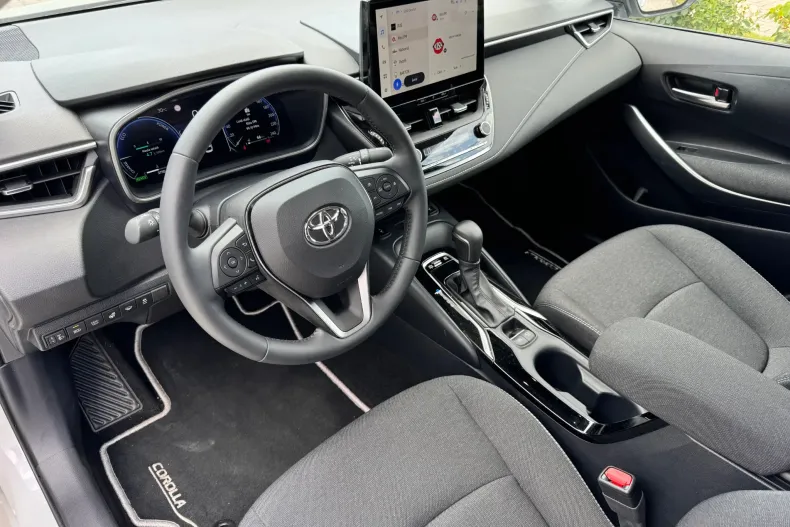 Toyota Corolla din 2026 cu 3.750 km - oferta TOY227236 - foto 11
