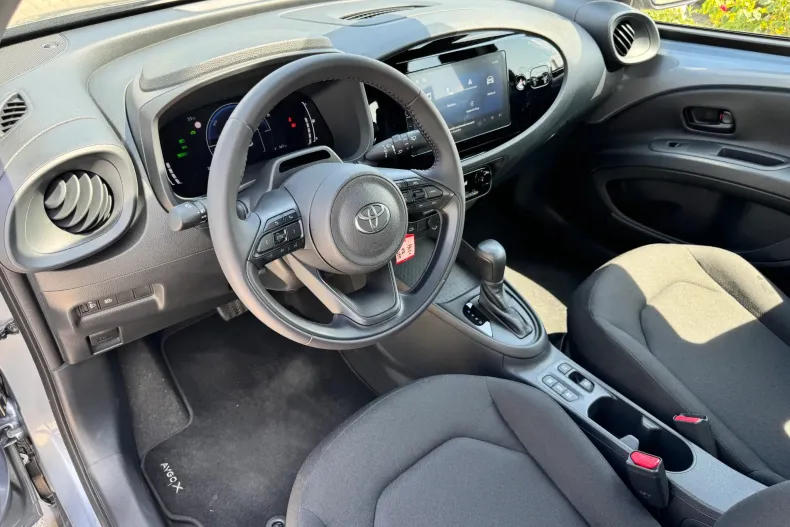 Toyota Aygo (X) din 2026 cu 3.092 km - oferta TOY227237 - foto 11
