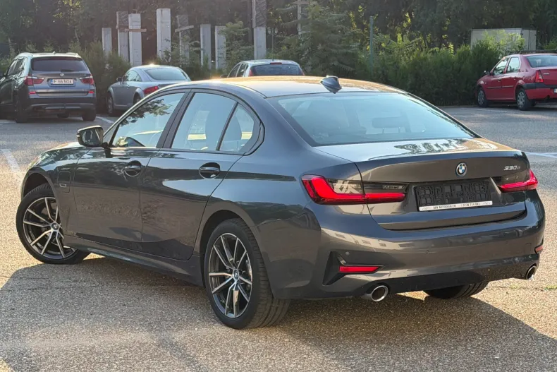 BMW 330e (Seria 3) din 2022 cu 143.000 km - oferta BMW227240 - foto 3
