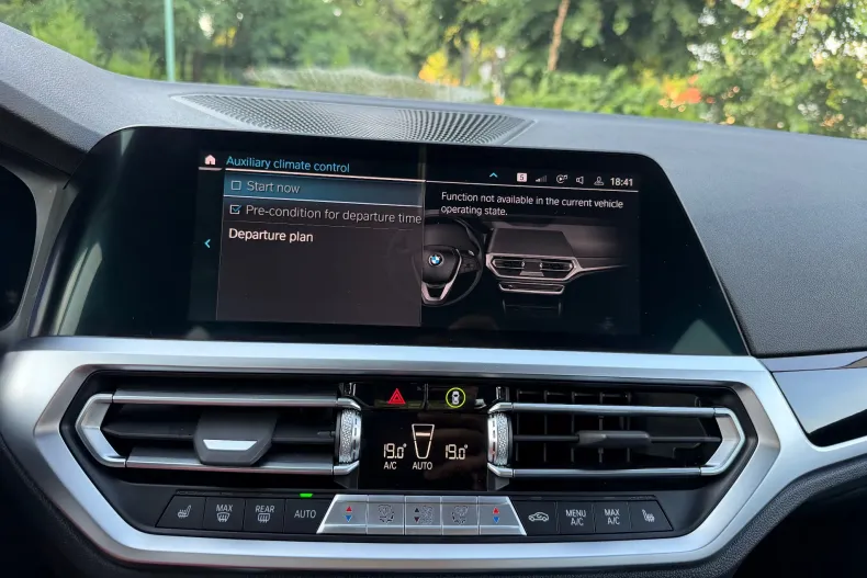 BMW 330e (Seria 3) din 2022 cu 143.000 km - oferta BMW227240 - foto 28