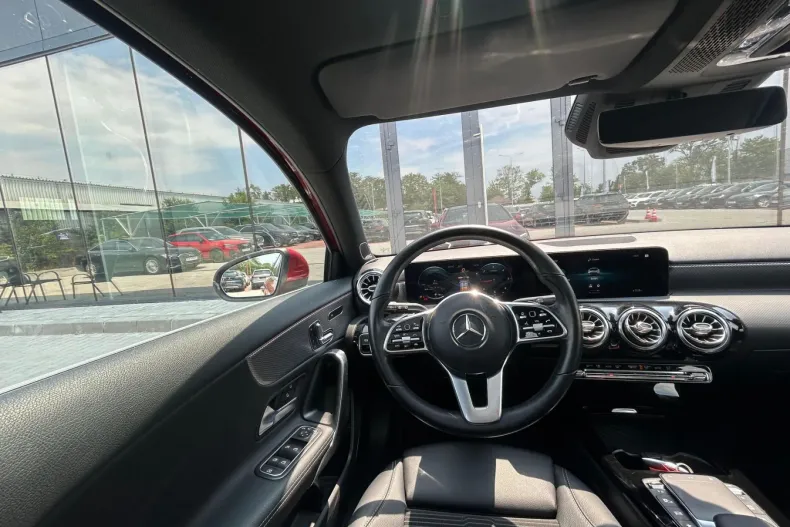 Mercedes-Benz A 200 (Clasa A) din 2020 cu 22.206 km - oferta MER227250 - foto 2