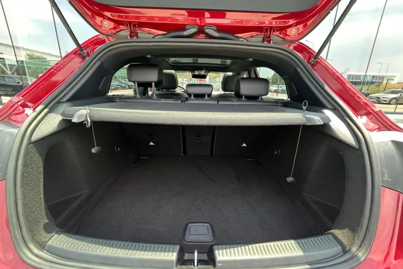 Mercedes-Benz A 200 (Clasa A) din 2020 cu 22.206 km - oferta MER227250 - foto 33