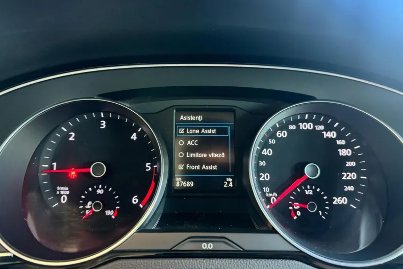 Volkswagen Passat din 2020 cu 87.695 km - oferta VOL227255 - foto 9