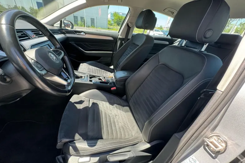 Volkswagen Passat din 2020 cu 87.695 km - oferta VOL227255 - foto 11
