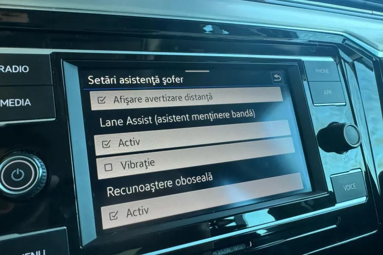 Volkswagen Passat din 2020 cu 87.695 km - oferta VOL227255 - foto 28