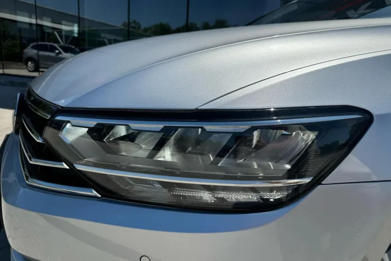 Volkswagen Passat din 2020 cu 87.695 km - oferta VOL227255 - foto 35