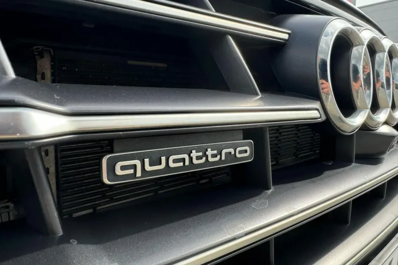 Audi Q5 din 2020 cu 73.545 km - oferta AUD227256 - foto 3
