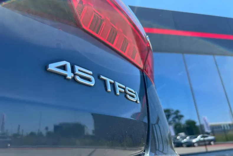 Audi A6 Limuzina din 2022 cu 63.992 km - oferta AUD227260 - foto 2