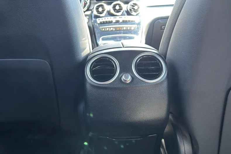 Mercedes-Benz GLC (Clasa GLC) din 2020 cu 58.405 km - oferta MER227262 - foto 18