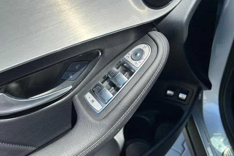 Mercedes-Benz GLC (Clasa GLC) din 2020 cu 58.405 km - oferta MER227262 - foto 26