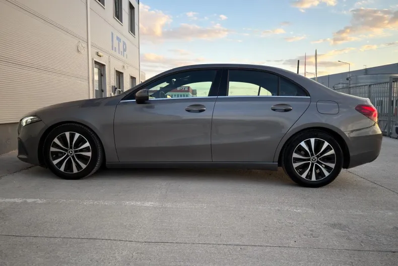 Mercedes-Benz A 180 (Clasa A) din 2021 cu 107.733 km - oferta MER227285 - foto 37