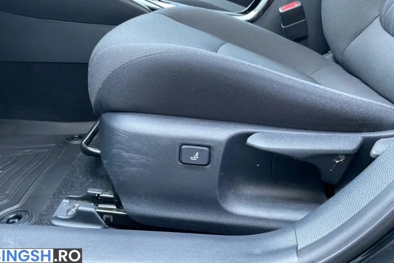 Toyota Corolla din 2022 cu 111.008 km - oferta TOY227305 - foto 32
