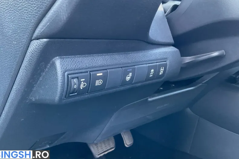 Toyota Corolla din 2022 cu 111.008 km - oferta TOY227305 - foto 33