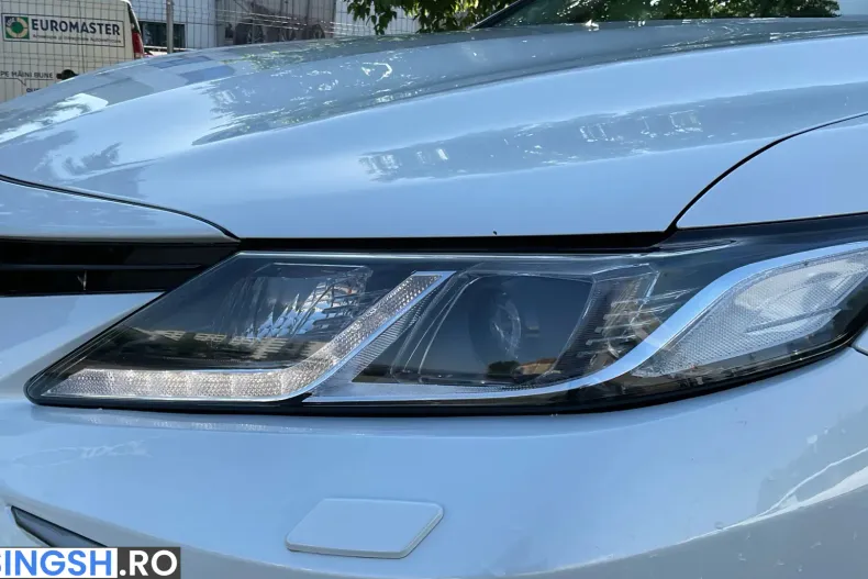Toyota Camry din 2021 cu 109.717 km - oferta TOY227306 - foto 30