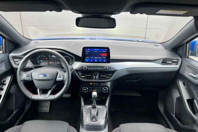 Ford Focus din 2022 cu 46.650 km - oferta FOR227310 - foto 3