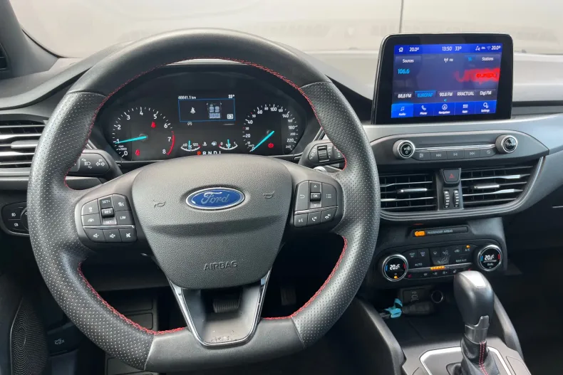 Ford Focus din 2022 cu 46.650 km - oferta FOR227310 - foto 12