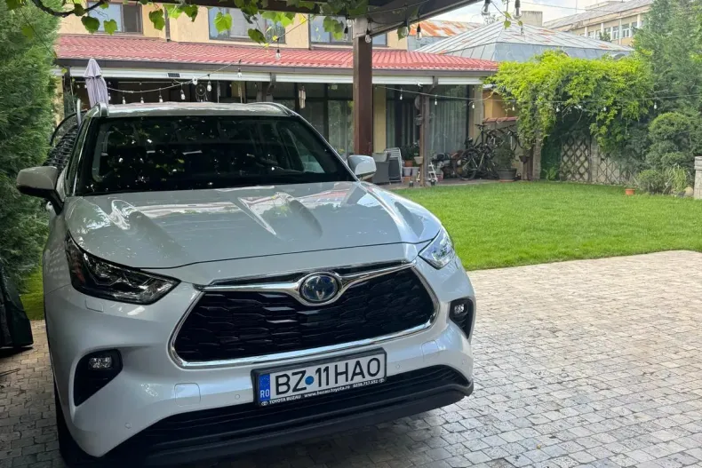Toyota Highlander din 2022 cu 41.821 km - oferta TOY227311 - foto 8