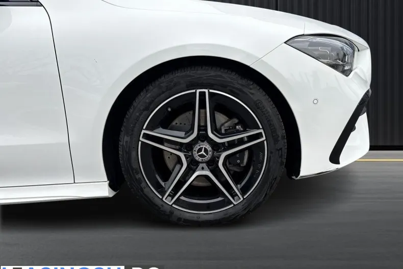 Mercedes-Benz CLA 200 (Clasa CLA) din 2024 cu 34.800 km - oferta MER227316 - foto 14