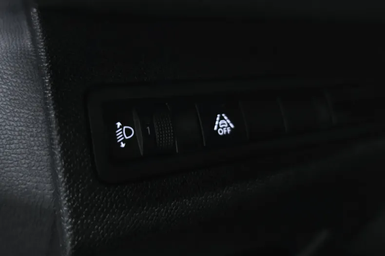 Peugeot 3008 din 2022 cu 126.281 km - oferta PEU227335 - foto 30